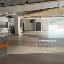 Road Frontage F&B Lot