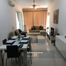 Short walk to KLCC Nall & LRT Station, Good location, Nice unit