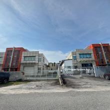 Puchong 2sty semi-d corner unit, Taman Perindustrian Puchong, Puchong