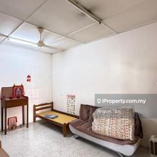 Prime Area Terrace with Aircond Kitchen Table Top Nearby Kepog Pasar