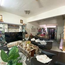 Terrace house for Sale
