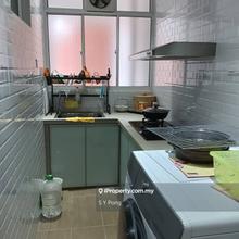 Top floor, golf view, renovated, and easy to rent to Utar student !