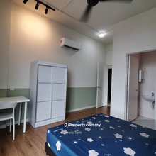 Master bedroom for rent 