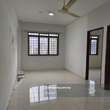 Pj Impian Baiduri Flat for rent 3 room 2 bath, move in condition 