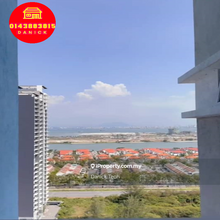 I-Santorini 850sf Seaview Located in Tanjong Tokong, Straits Quay
