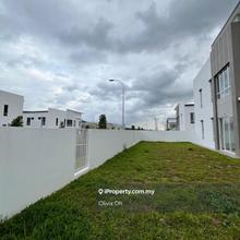 Bayu Sutera @ Bdr Sri Sendayan, 2 Storey House For Rent (Corner Lot)