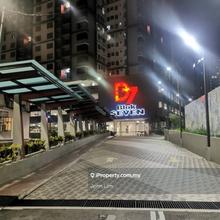 Walking distance to sunway university 