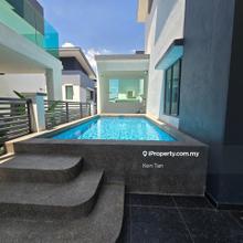 2 Sty Semi D with swimming pool