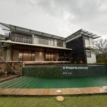 Gated & Guarded -Freehold -Non Bumi Lot -With Pool -Partial furnished