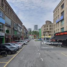 Ground Floor Shop @ The Strand For Sale