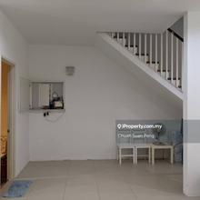 Terrace house for Sale