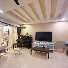 Taman Daya Double Storey Terrace House