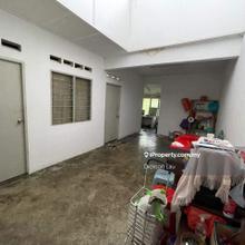 Single storey house at Desa Jaya Kepong