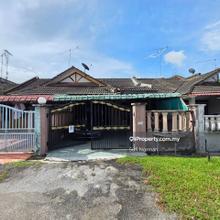 Cozy Family Home with Upgrades Taman Manis Kelapa Sawit