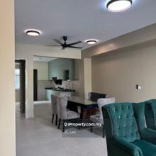 Freehold, non bum i lot, fully furnished with good condition 