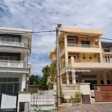3 Storey Semi Detached House