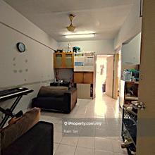 Desa Pakar Apartment with Lift Sungai Besi, Kuala Lumpur