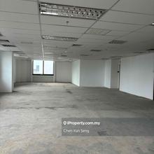 Bare Office With Aircond For Rent in Plaza Pantai