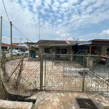 Ujong Pasir Single Storey Terrace Corner for Sale