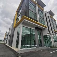 Below Market 3 Storey Semi D Factory Cipta 3a, Bandar Serenia, Sepang