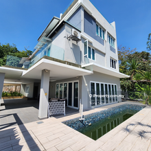 3 storey renovated semi detached corner  Villa Green for Sale