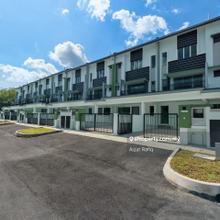 New House. 3-Storey Terrace Antara Gapi, Serendah
