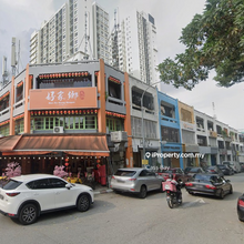 Bandar Menjalara Prime location ,limited unit for rent.