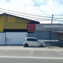 Warehouse Sewa Muat Treler @ Guchil Bayam, Kota Bharu