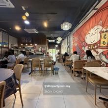 Cova Square Ground Floor Shop For Sale !!