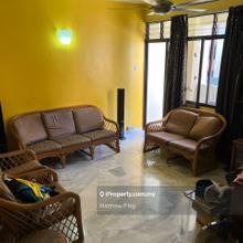 Lavinia Apartment - Renovated - 1100' - 1 Car Park - With Lift Unit