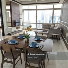 Easy access to Pavilion and KLCC and Public Transport