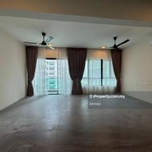 Fully Reno Middleton 1400sf Partially Furnished 2 Car Park
