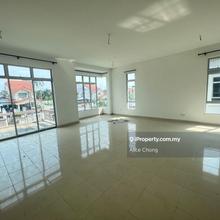 Bandar Putra Gate C semi D golf cove unit for rent