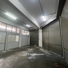 Bercham 1 1/2 Storey Light industrial Warehouse / Factory For Rent 