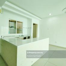 Zest Bandar Kinrara Puchong Murah Freehold, 2park,Kitchen Cabinet, Lrt
