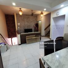 Upper Unit Townhouse for Rent