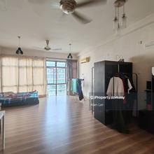 Palazio Middle Floor Studio Unit For Sale