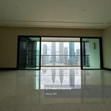 Luxurious Partly Furnished unit with KLCC Park View