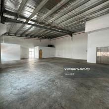 Medium industry with 1.5 ton service loft