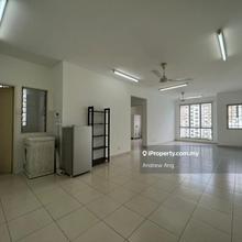 Furnish Seri Baiduri Apartment, 920sqf, 3r2b, Setia Alam