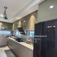 2 sty Bungalow, Freehold, Renovated