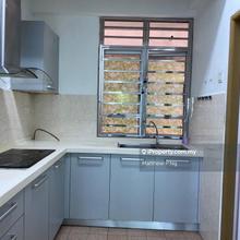 Krystal Suria - Fully Renovated - 700sf - 1 Car Park - Bukit Jambul