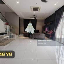 Below Market Fully Renovated Semi-D Corner lot Canary Garden Klang 