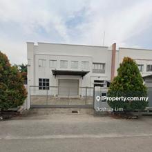 Semi-D Factory for Sale!