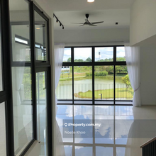 Semi-D house for Rent