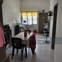 Freehold Partially Furnished Terrace House @ Taman Sentosa for Sales