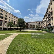 Low floor unit, near to entrance block. Call Danny now