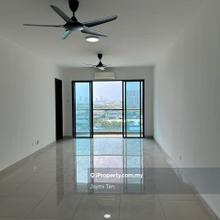 Super cheap good condition condo at Belakong for sale