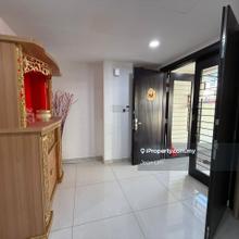 Brand New Renovated Armaya 2.5 Sty 20x85 Bandar Botanic Klang