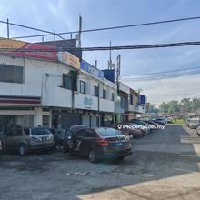 Corner Super long Shop-office for Sale